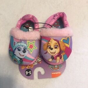 NWT Paw patrol  slippers 7/8 girls non‎ slip slip on